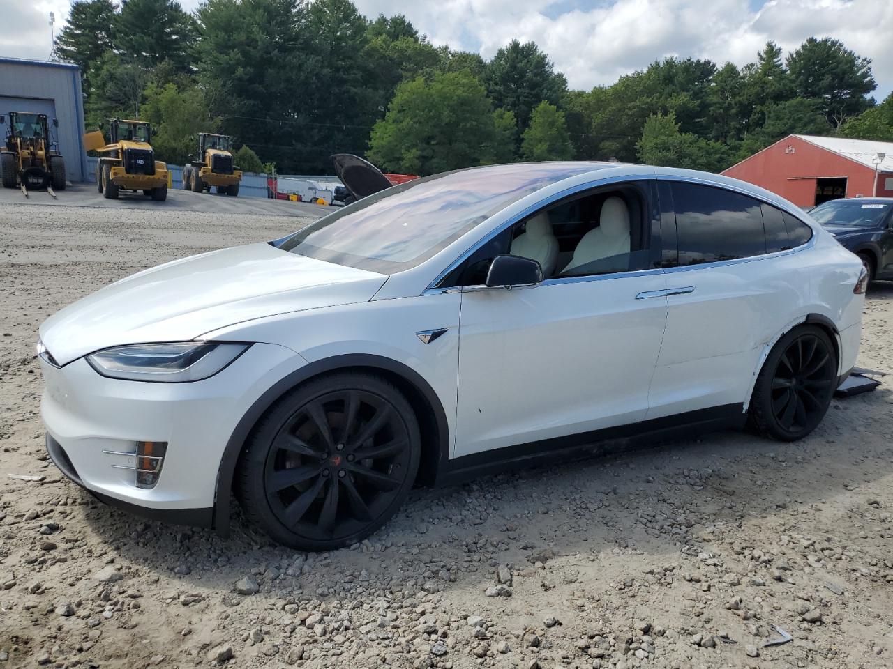 TESLA MODEL X