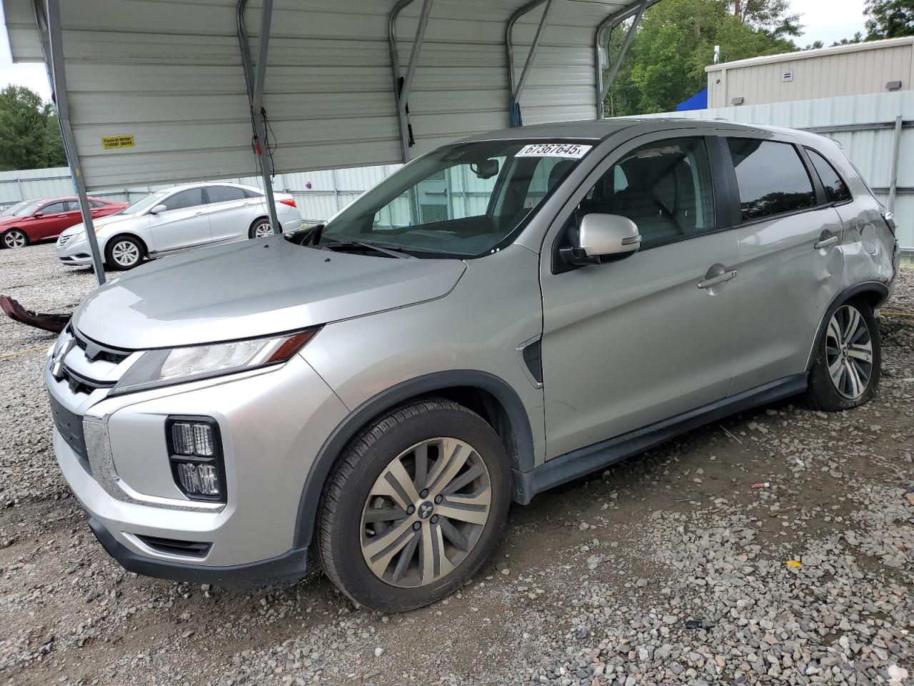 MITSUBISHI OUTLANDER SE