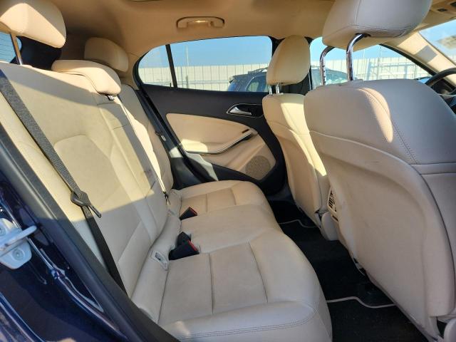 2017 MERCEDES-BENZ GLA 250 4M WDCTG4GB4HJ327508