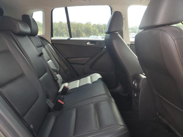 2017 VOLKSWAGEN TIGUAN S WVGBV7AXXHK012411