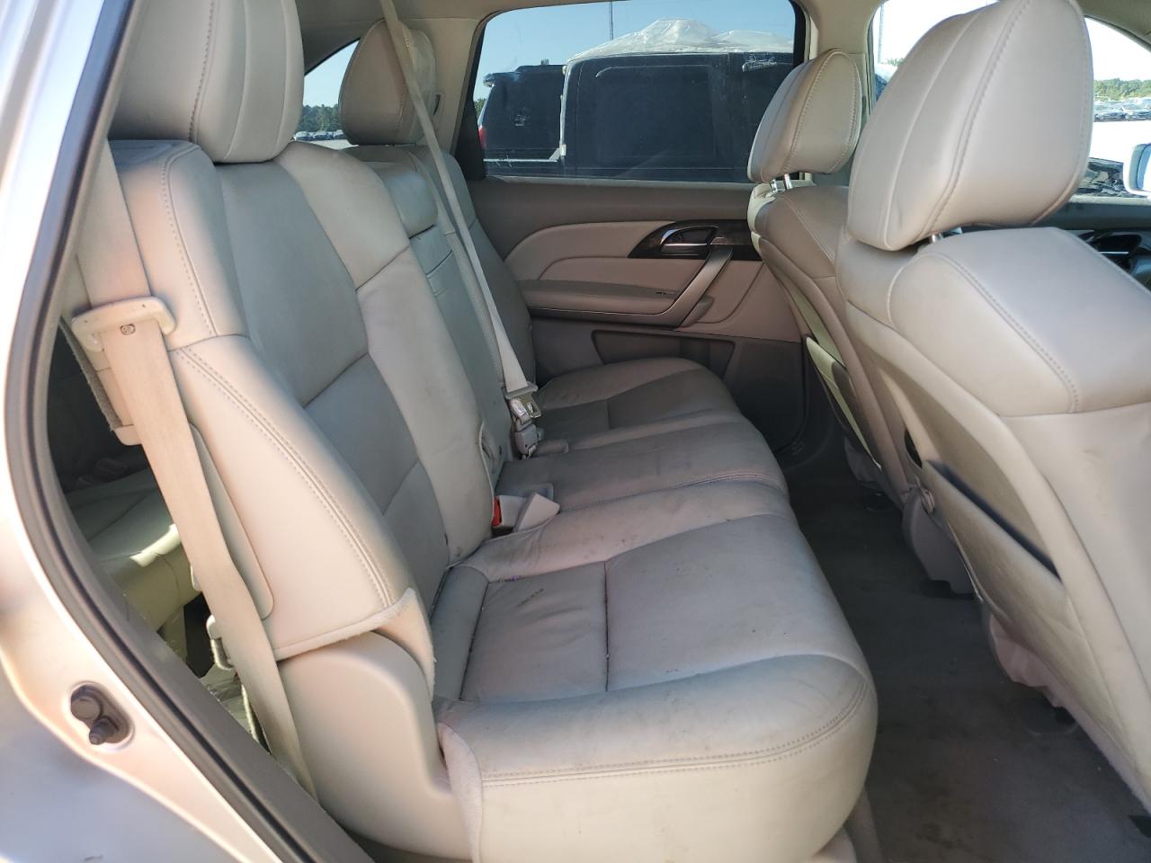 ACURA MDX TECHNOLOGY