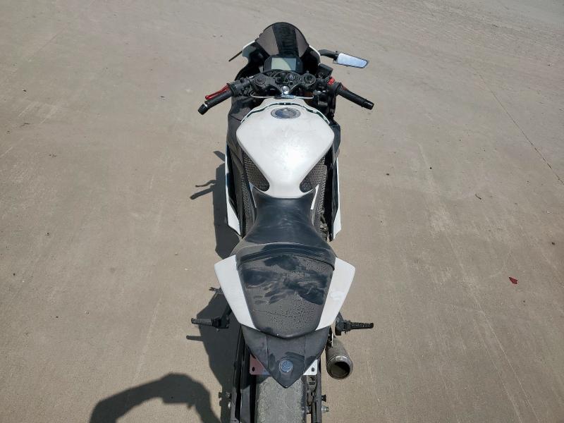 2019 YAMAHA YZFR3 A - MH3RH18Y4KK001998