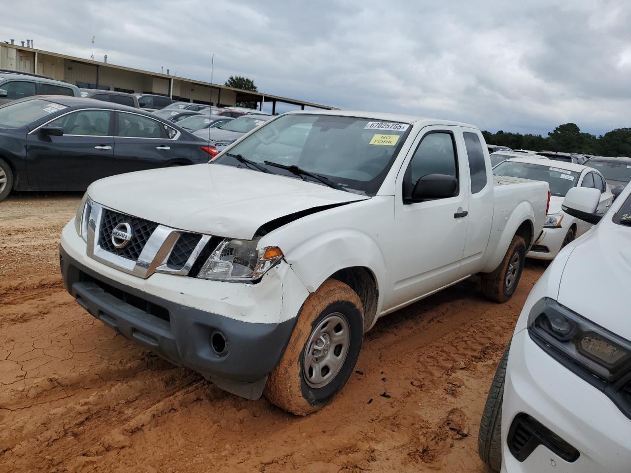 NISSAN FRONTIER S