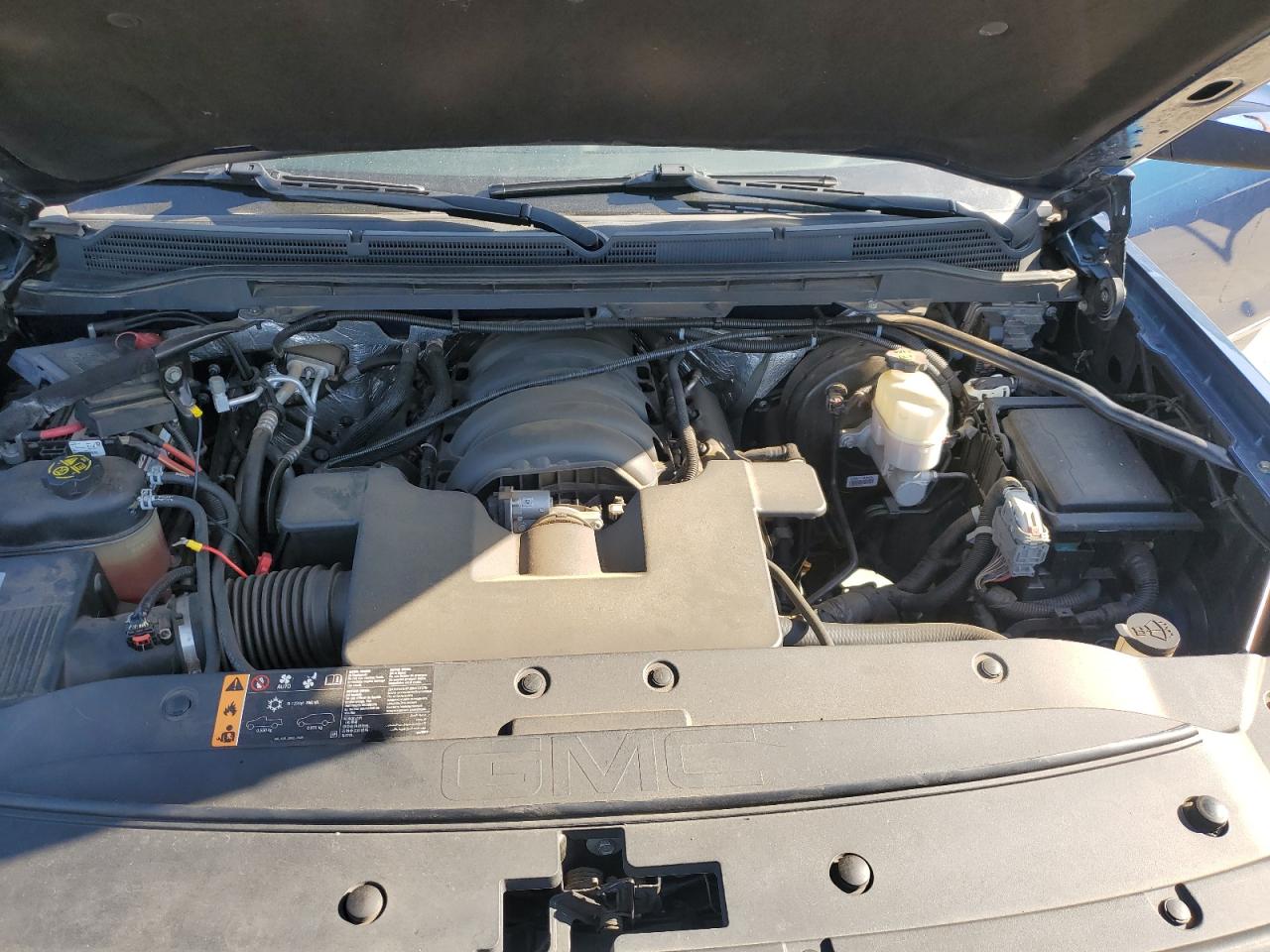 GMC SIERRA 1500 K1500 SLT