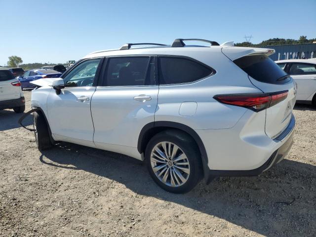 2023 TOYOTA HIGHLANDER 5TDKDRBH9PS037673