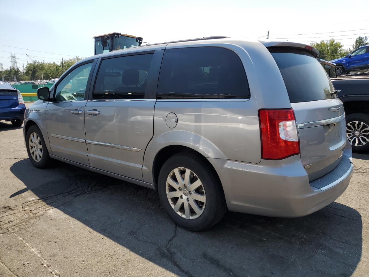 CHRYSLER TOWN & COUNTRY TOURING