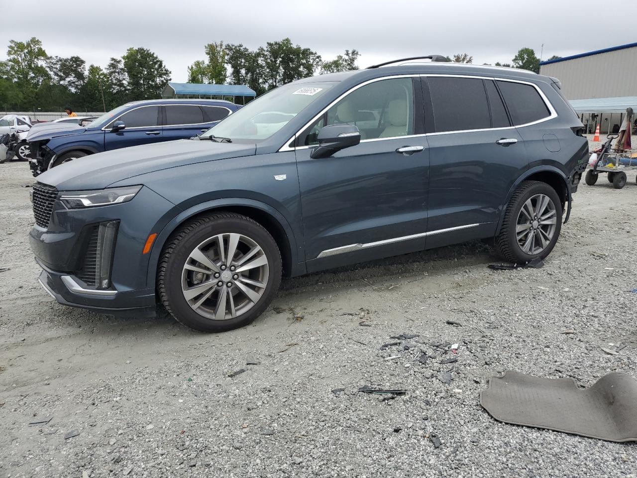  Salvage Cadillac XT6