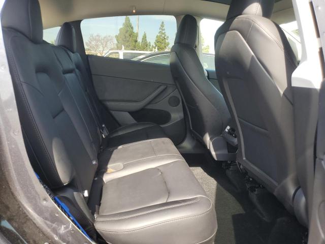 2025 TESLA MODEL Y 7SAYGDED1SF279872