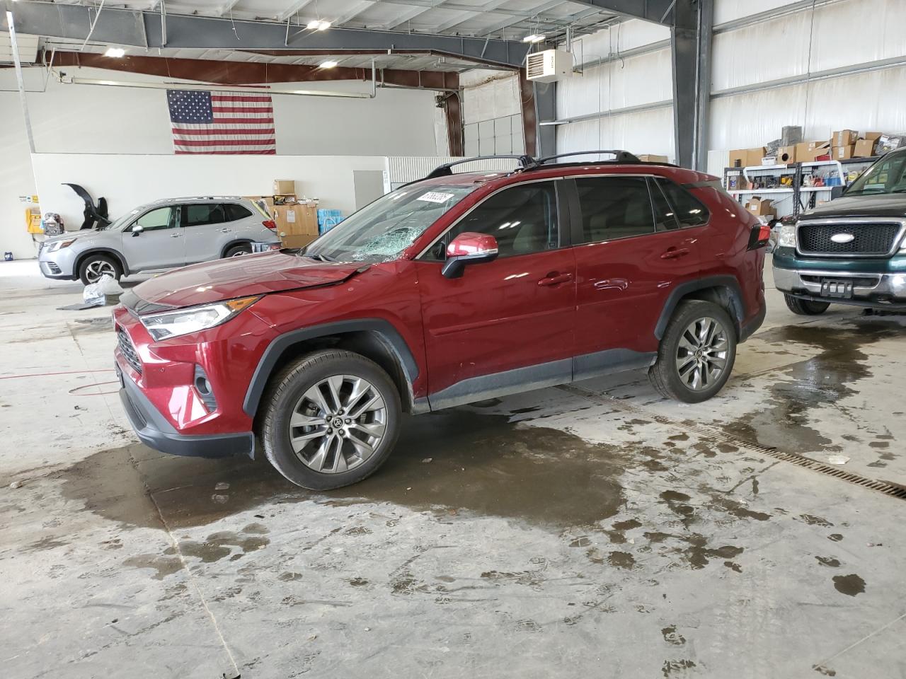 TOYOTA RAV4 XLE PREMIUM