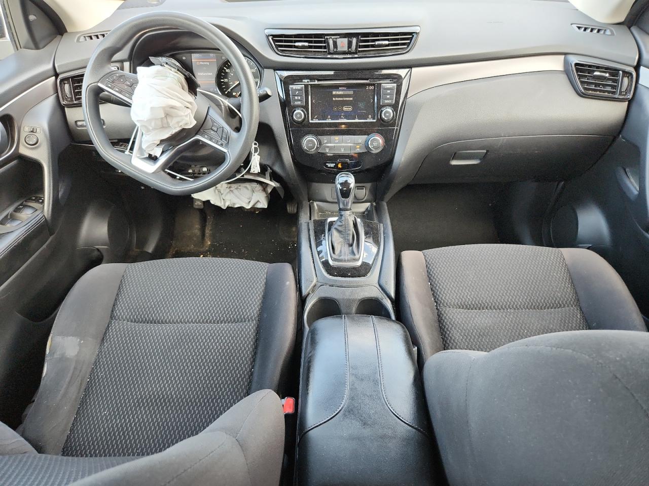 NISSAN ROGUE SPORT S