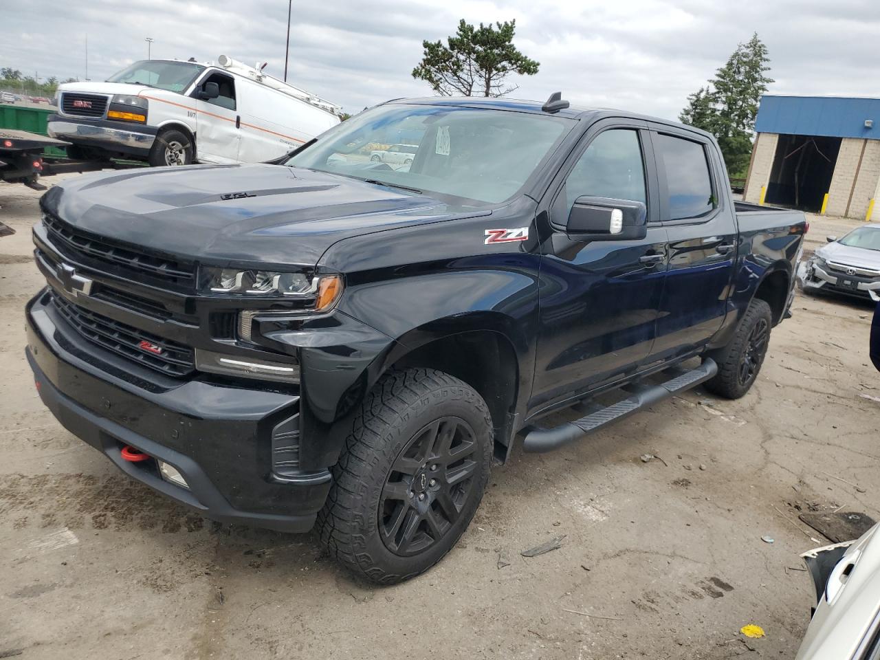 CHEVROLET SILVERADO K1500 LT TRAIL BOSS