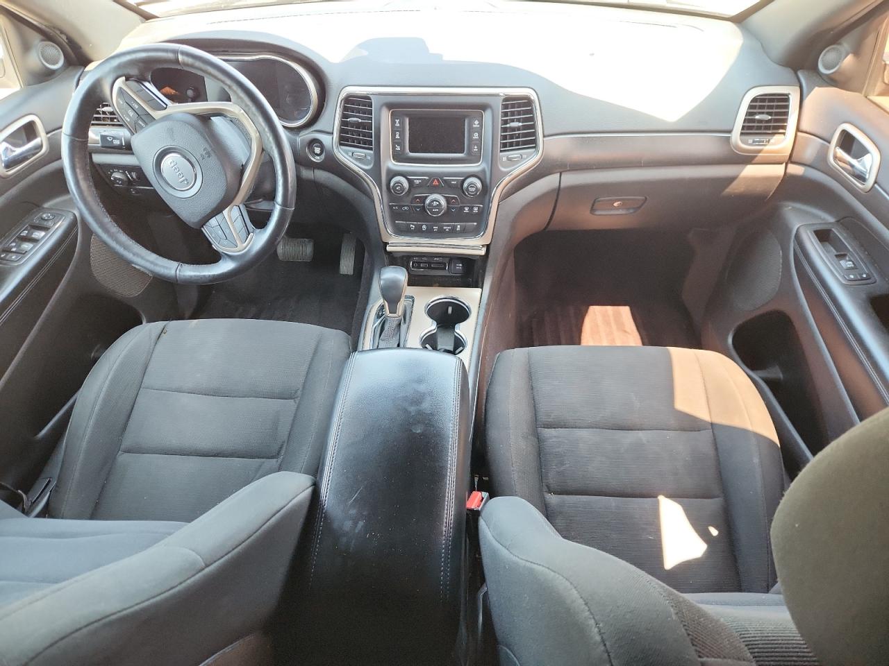 JEEP GRAND CHEROKEE LAREDO