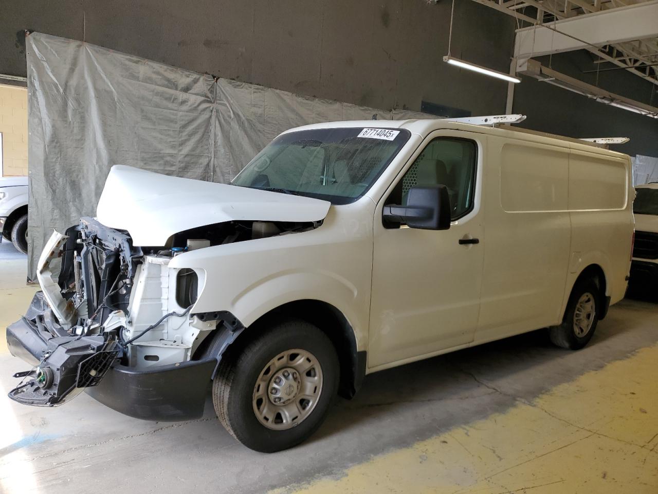 NISSAN NV2500 2500 S