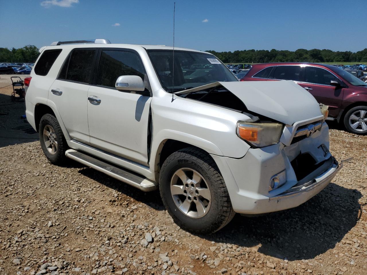 TOYOTA 4RUNNER SR5