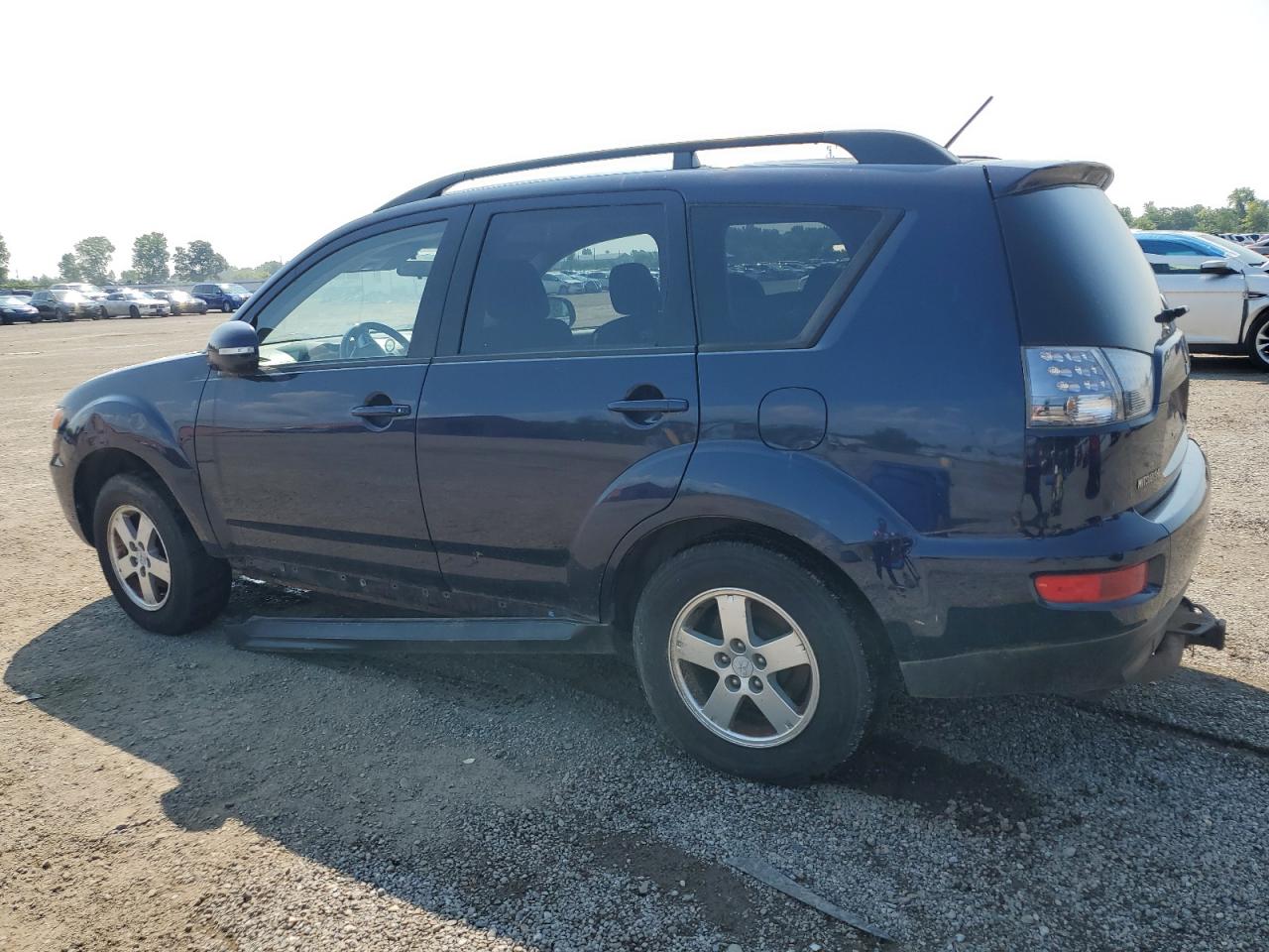 MITSUBISHI OUTLANDER XLS