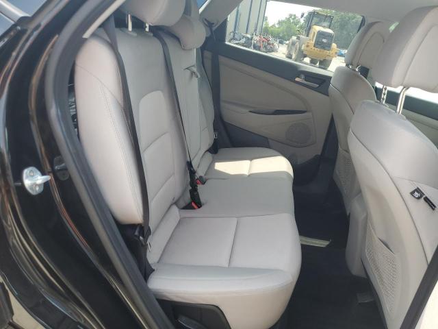 2018 HYUNDAI TUCSON SE KM8J2CA46JU766774