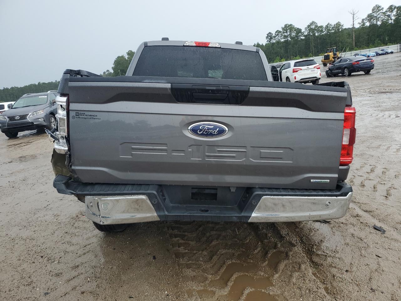 FORD F-150 SUPERCREW