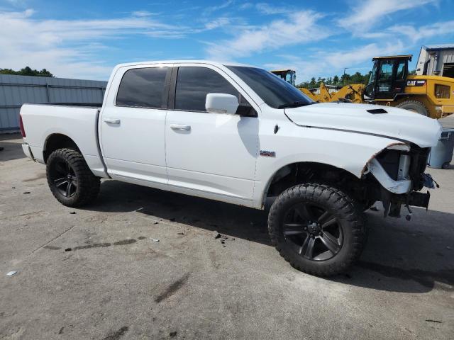 2015 RAM 1500 SPORT - 1C6RR7MT5FS697275