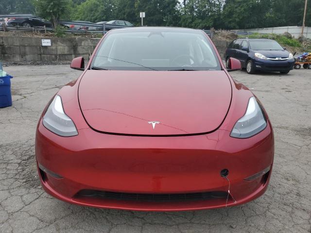 2024 TESLA MODEL Y 7SAYGDEE7RA246097