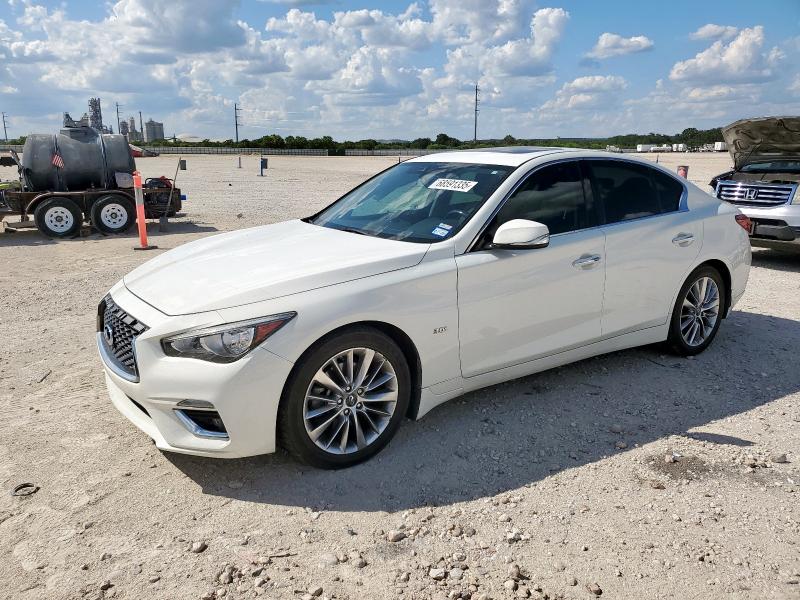 INFINITI Q50 LUXE