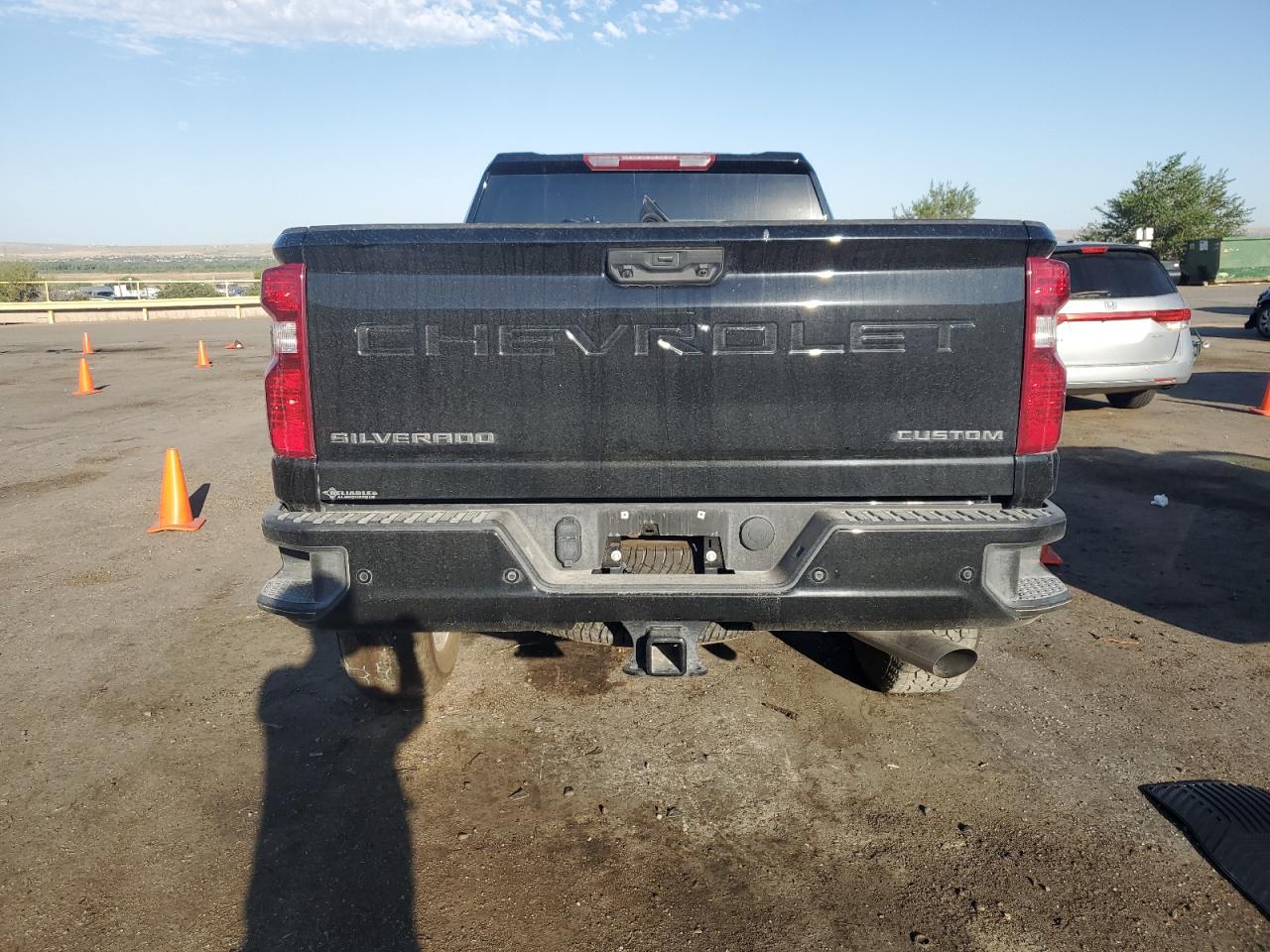 CHEVROLET SILVERADO K2500 CUSTOM