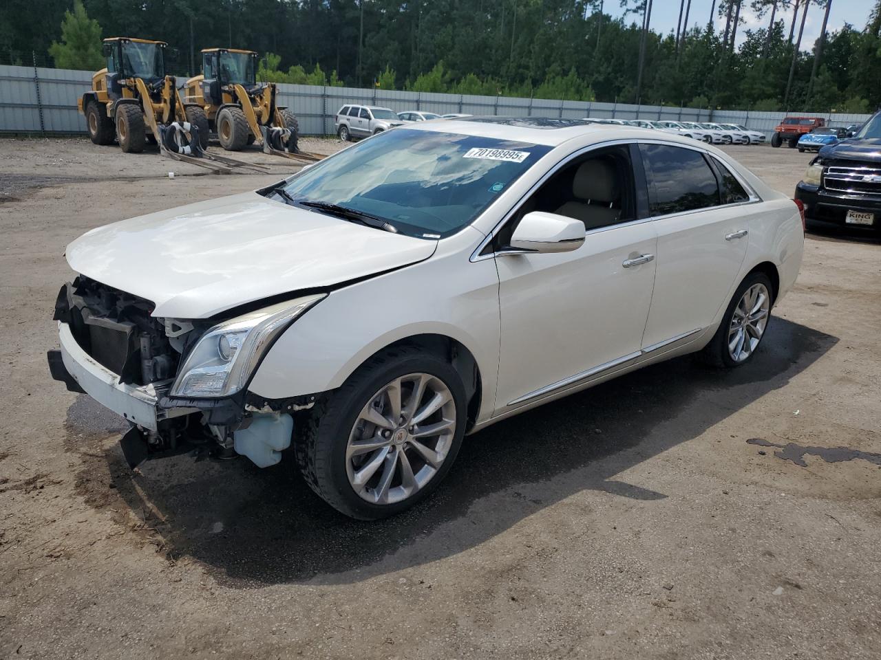CADILLAC XTS LUXURY COLLECTION
