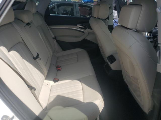 2022 AUDI E-TRON PRE - WA1LAAGE5NB026701