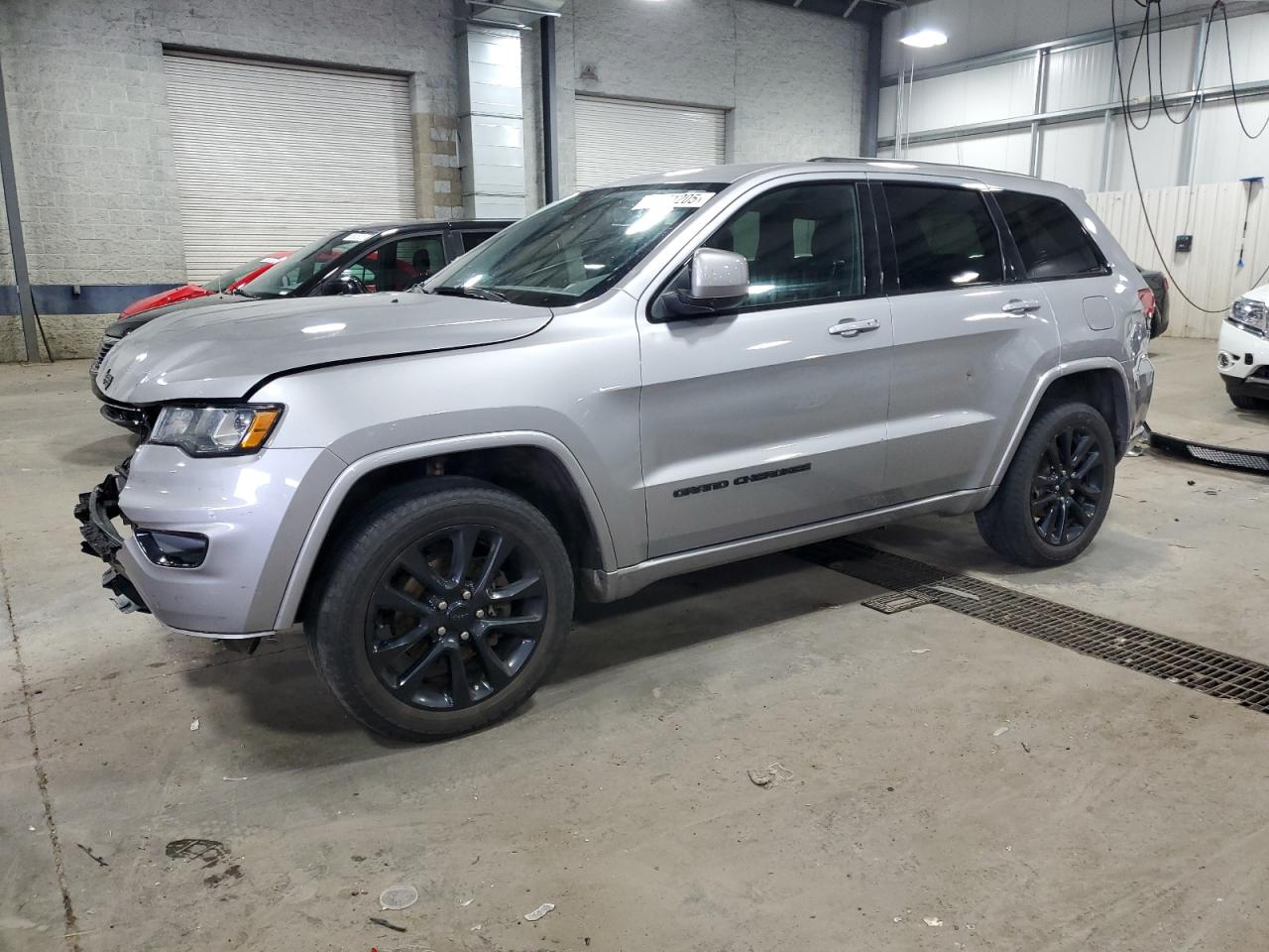 JEEP GRAND CHEROKEE LAREDO