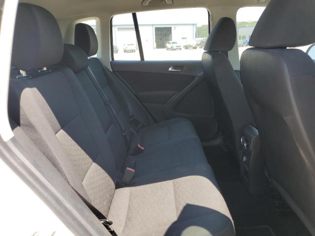 2018 VOLKSWAGEN TIGUAN LIMITED WVGAV7AX2JK000903