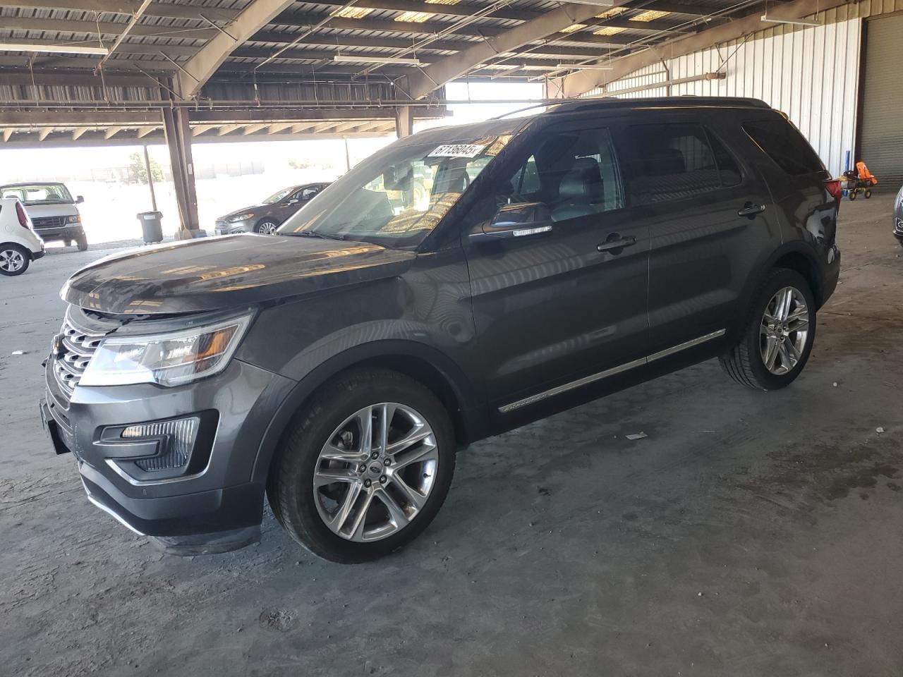 FORD EXPLORER XLT