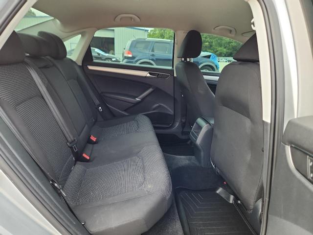2016 VOLKSWAGEN PASSAT S 1VWAT7A31GC009633