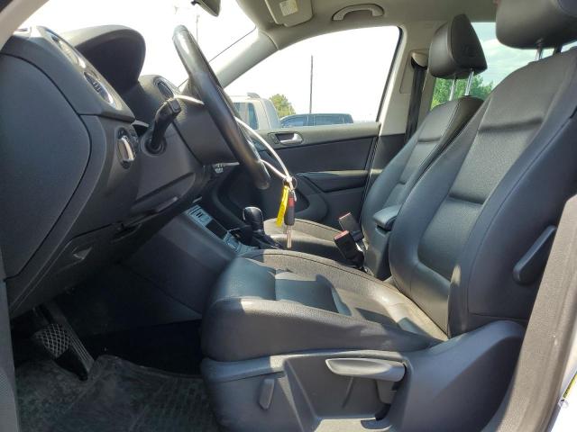 2015 VOLKSWAGEN TIGUAN S - WVGBV7AX8FW511620