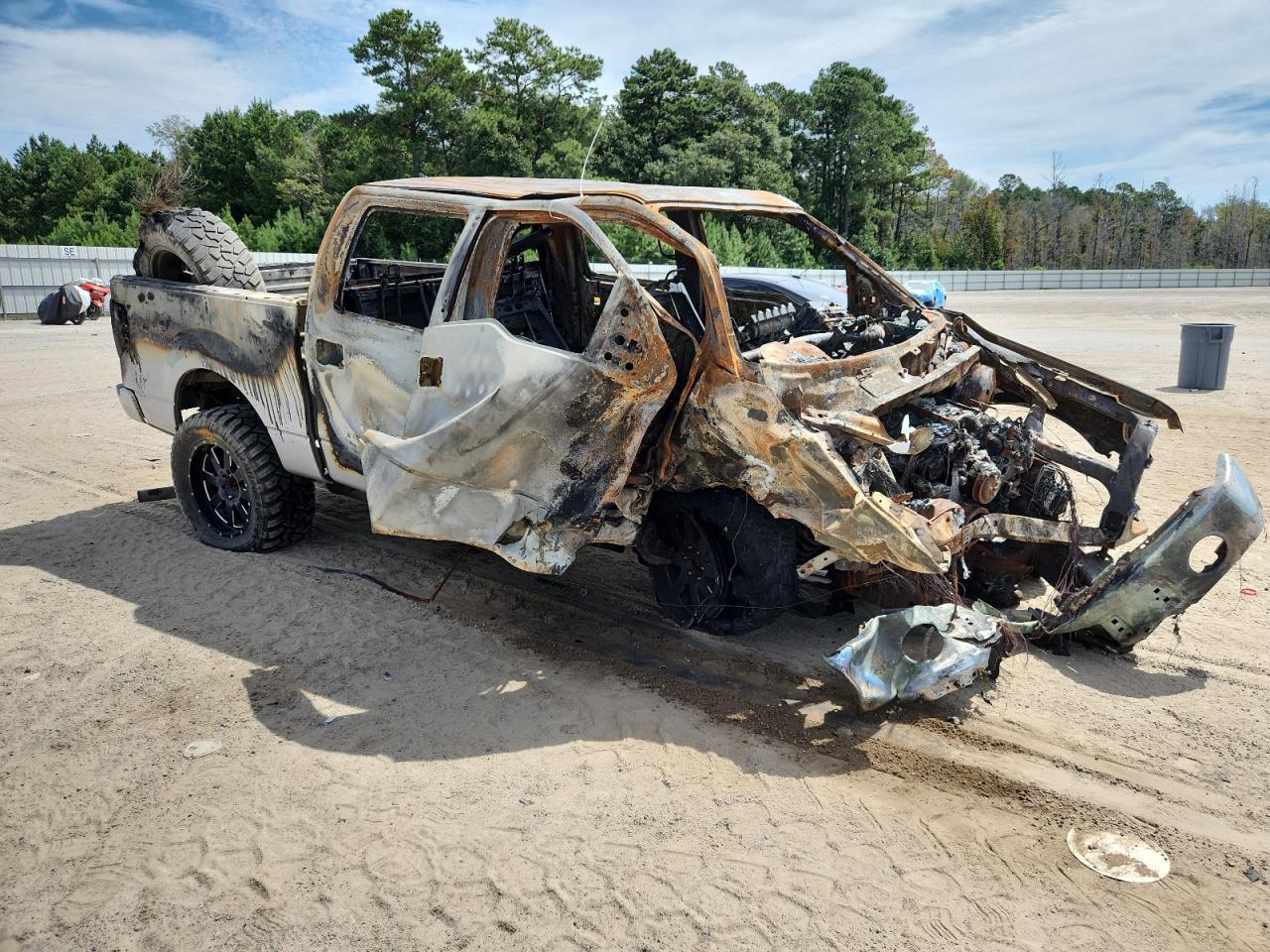 Lot #3309616573 2014 FORD F150 SUPER