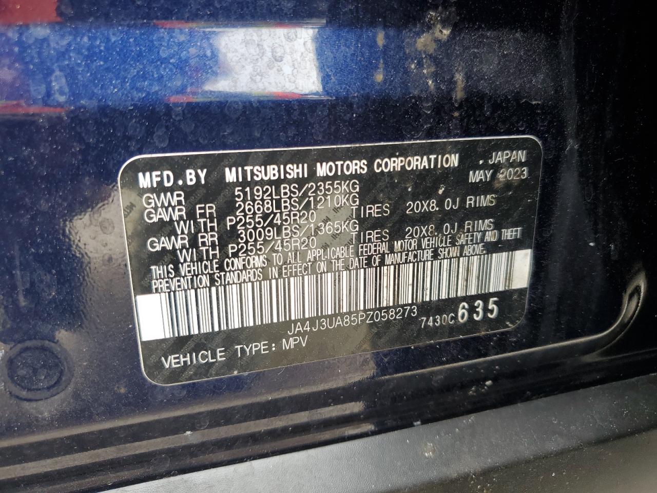 MITSUBISHI OUTLANDER SE