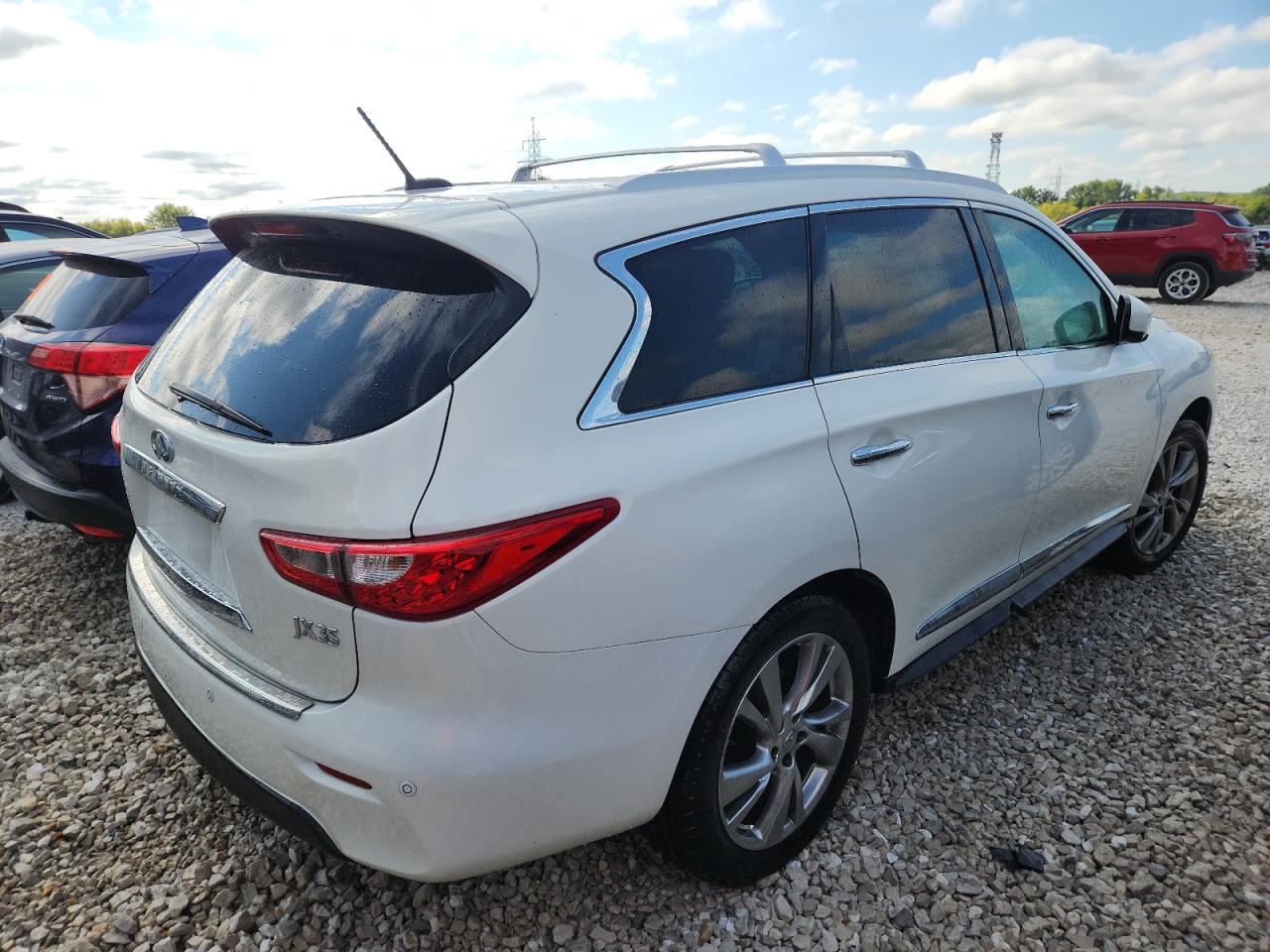 INFINITI JX35