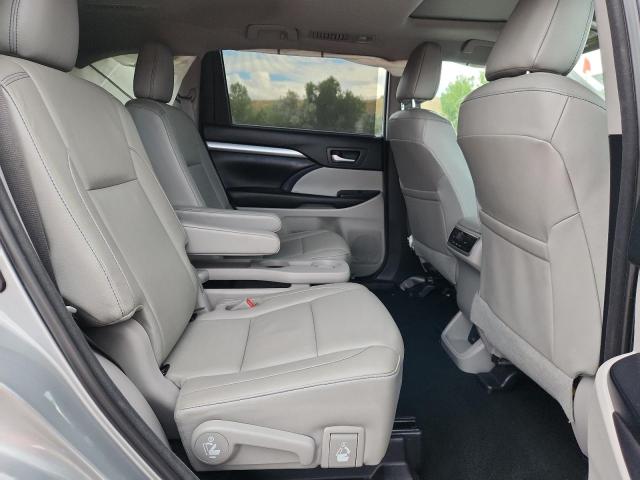2018 TOYOTA HIGHLANDER 5TDJZRFH6JS832839