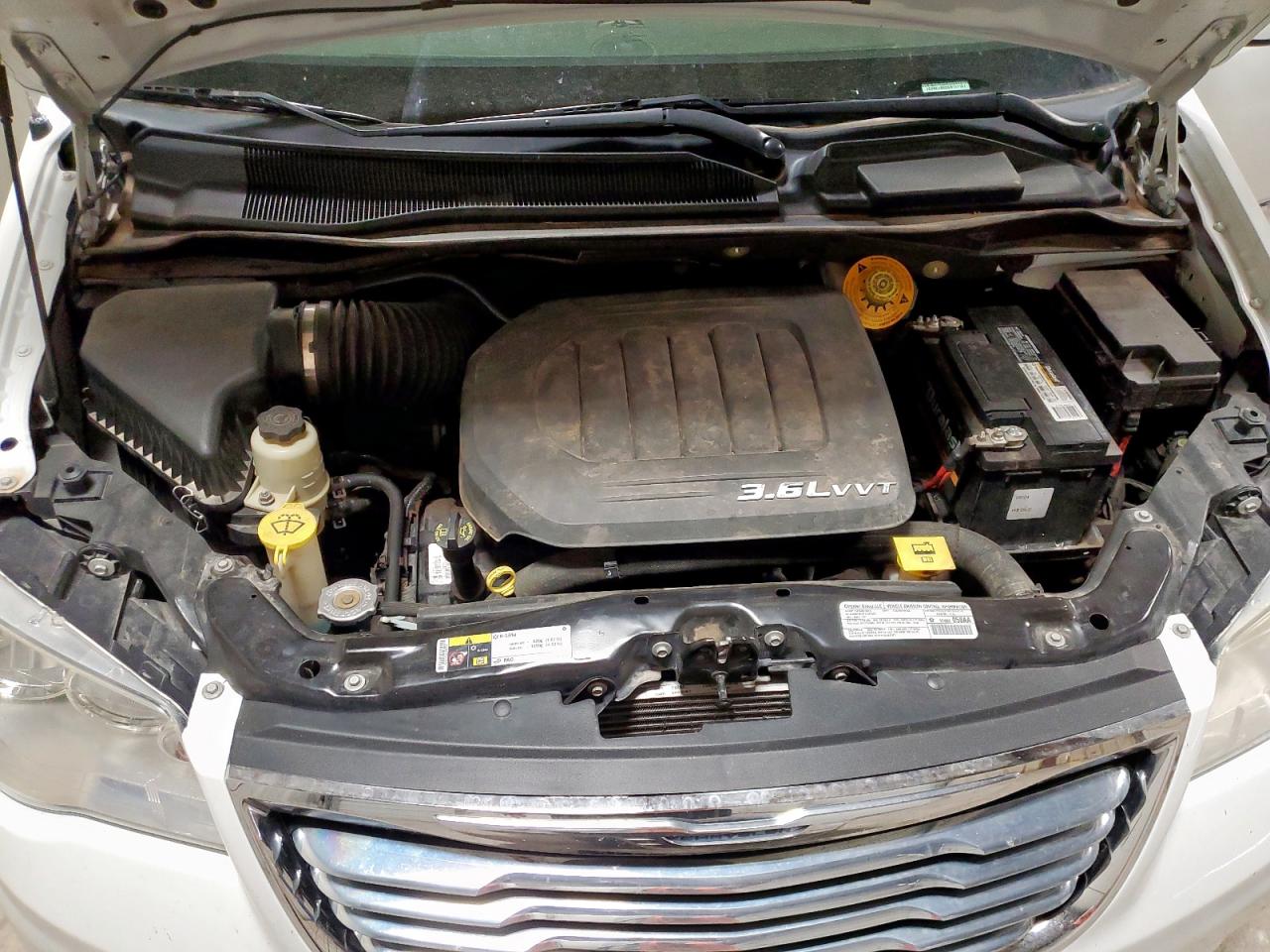 CHRYSLER TOWN & COUNTRY TOURING