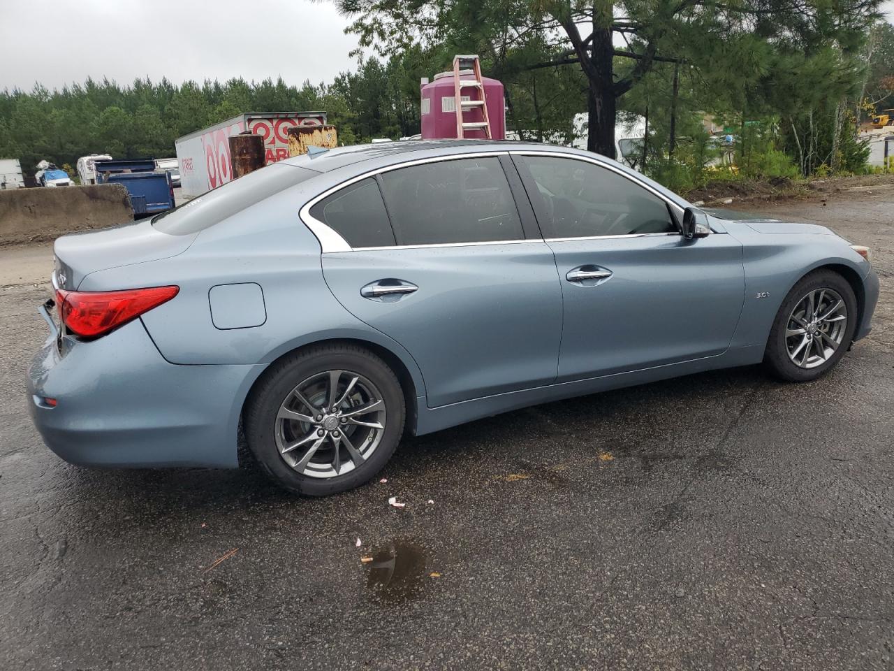 INFINITI Q50 PREMIUM