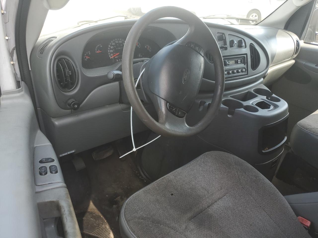 Lot #3297217383 2003 FORD ECONOLINE