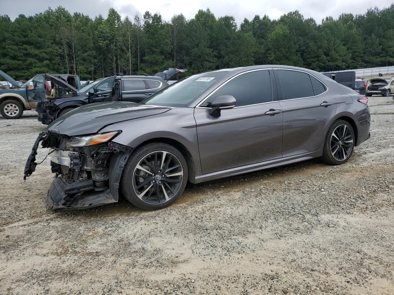 TOYOTA CAMRY XSE