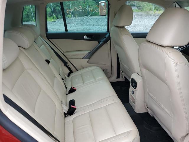 2010 VOLKSWAGEN TIGUAN SE - WVGBV7AX2AW000641