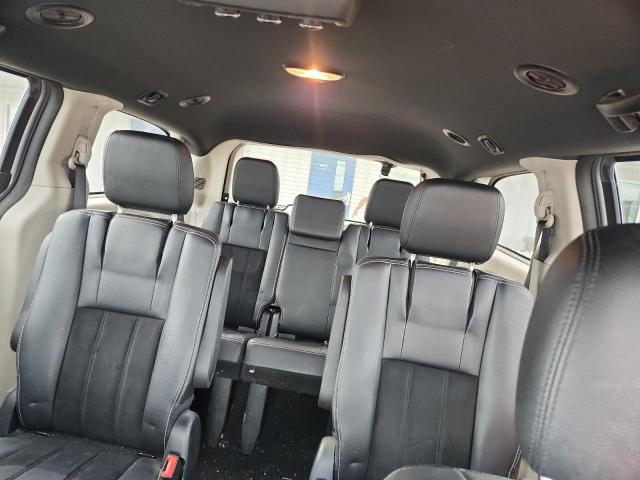2018 DODGE GRAND CARA 2C4RDGCGXJR253640
