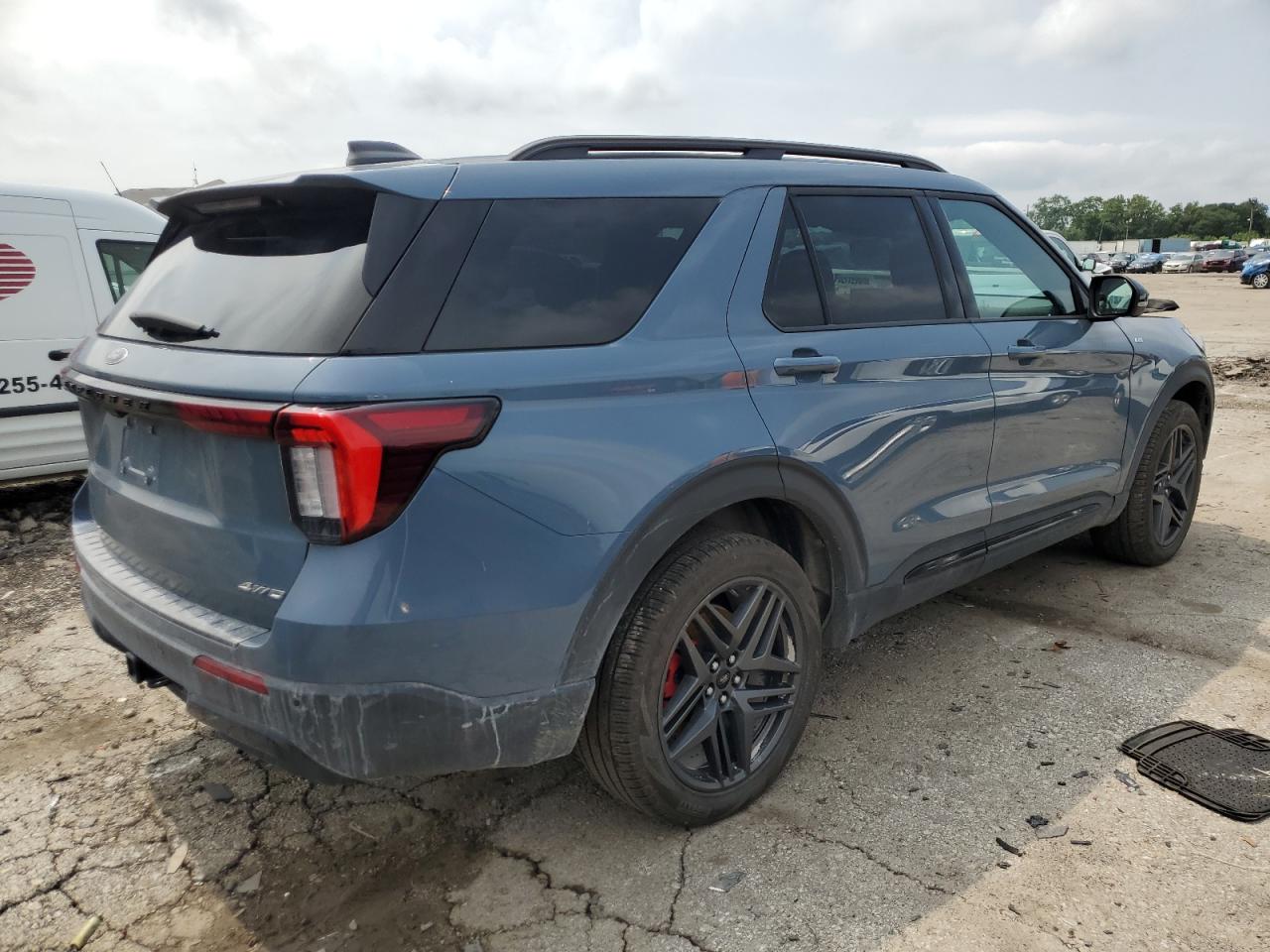 FORD EXPLORER ST-LINE