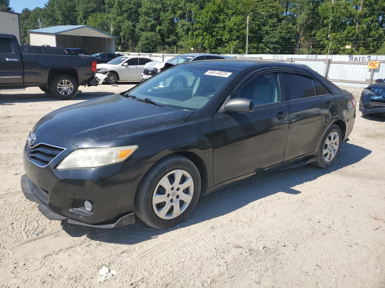 TOYOTA CAMRY BASE