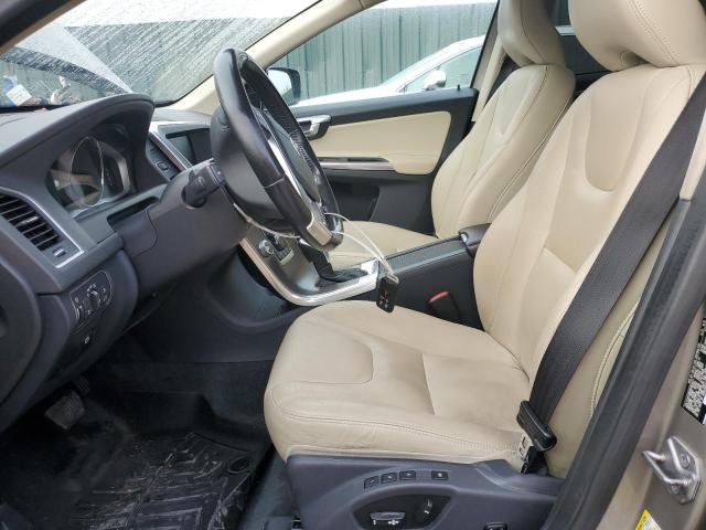 2016 VOLVO XC60 T5 PL YV4612RM5G2854471