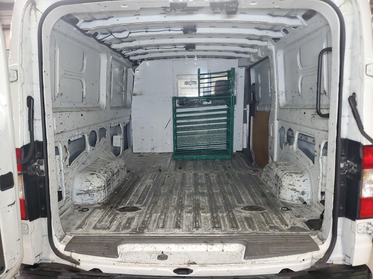 NISSAN NV1500 1500 S