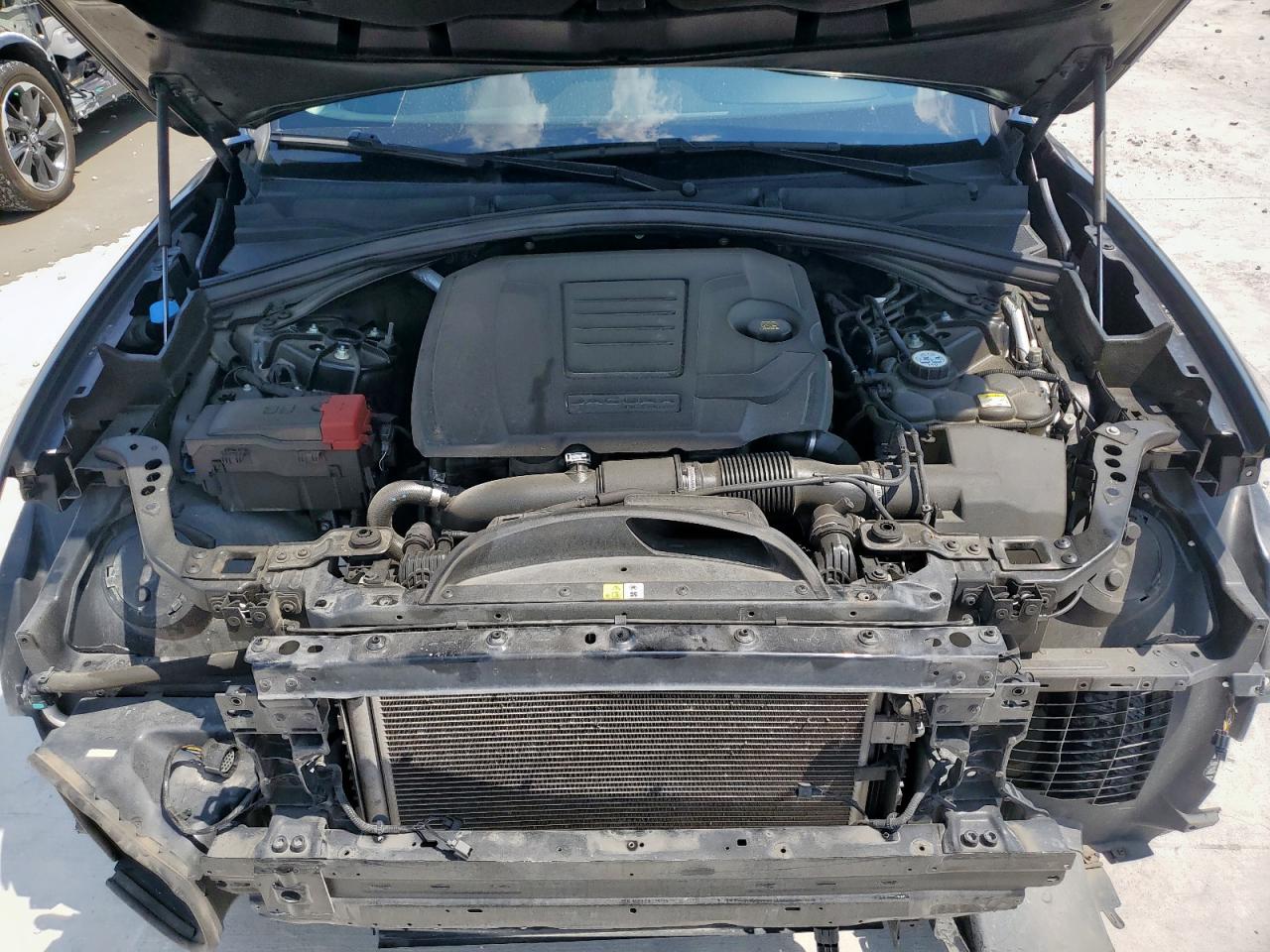 JAGUAR F-PACE PREMIUM