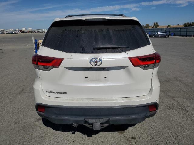 2019 TOYOTA HIGHLANDER LE 5TDZZRFH9KS328337