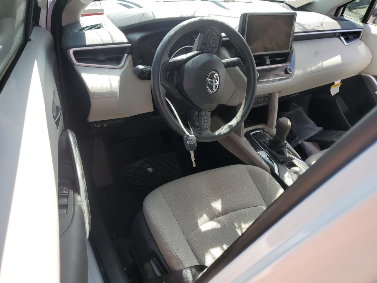 TOYOTA COROLLA CROSS L