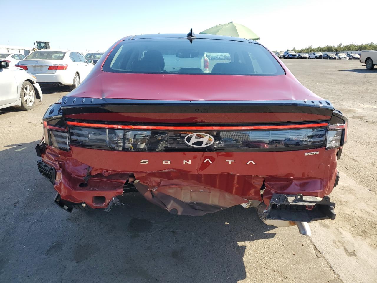 HYUNDAI SONATA HYBRID